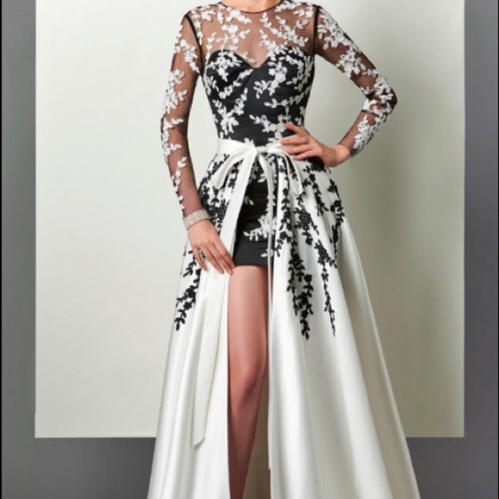 B&W Floral Prom Dress